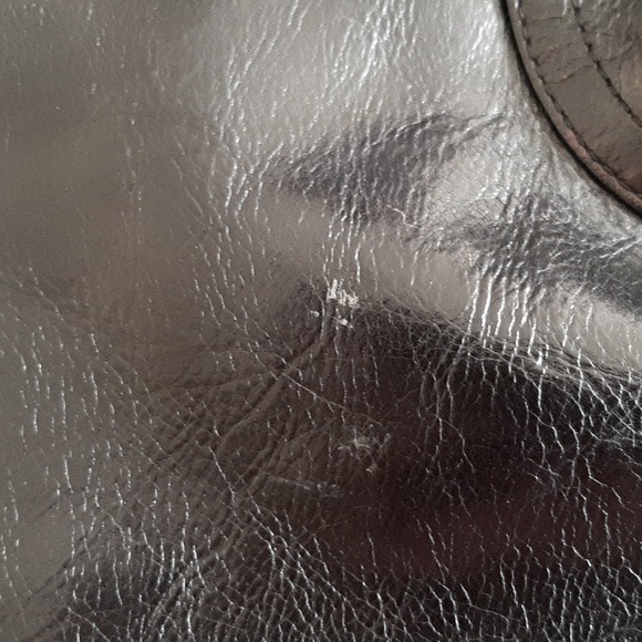 2/$50 DANIERE Genuine Leather Crossover Bag - Picture 10 of 16